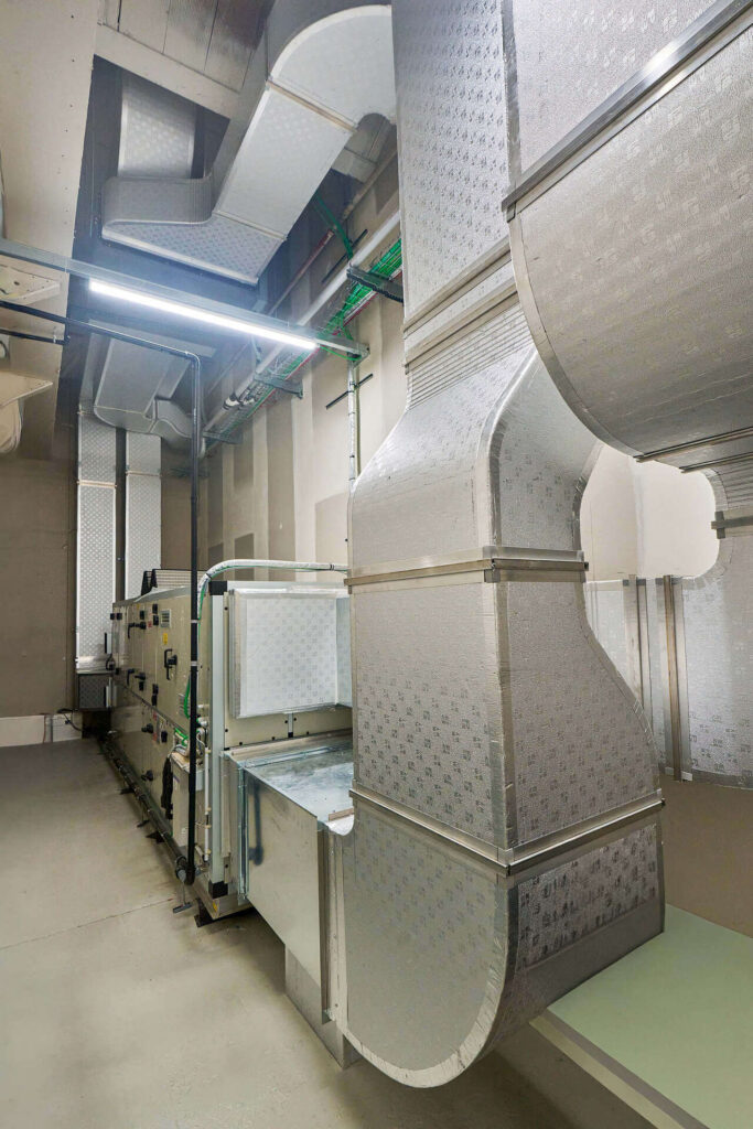 impianto di riscaldamento/raffrescamento industriale